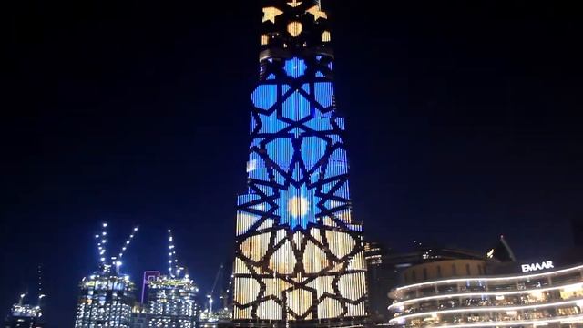 Dubai Burj Khalifa.  Light show.  Дубай Бурдж-Халифа. Световое шоу.