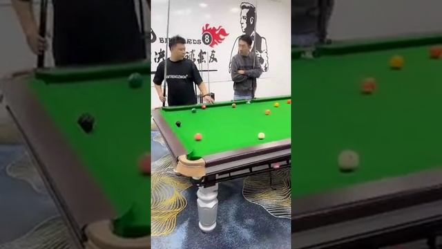 профессиональный бильярд 😲😅