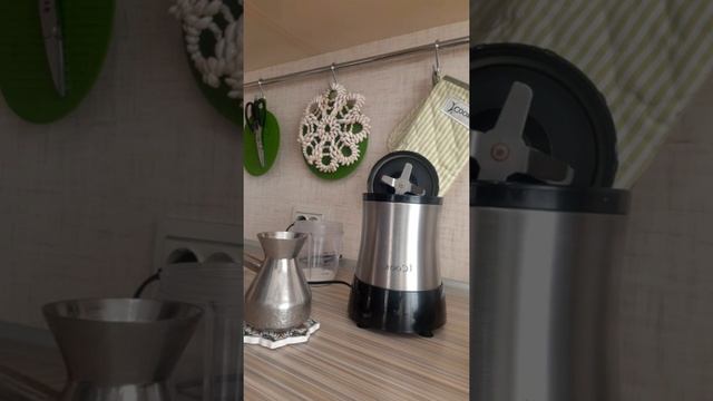 Нет кофе машины, а люблю кофе с пенкой. Мощный блендер- выручить мощный блендер Амвэй.