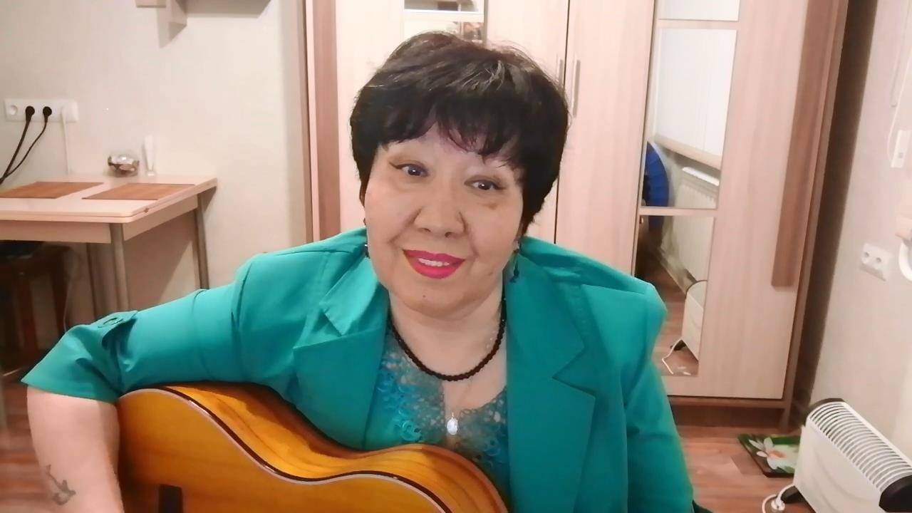 А зима будет большая... / пусть в каждом сердце живет любовь...