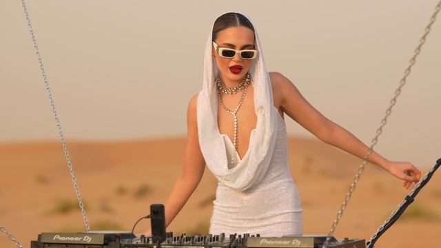 НОВОГОДНИЙ МУЗЫКАЛЬНЫЙ СЕТ С DJ ARTA ❄