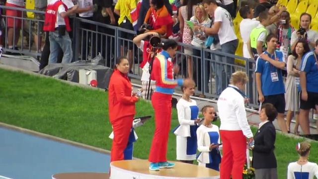 Награждение Татьяны Лысенко. Чемпионат мира по легкой атлетике в Москве - 2013