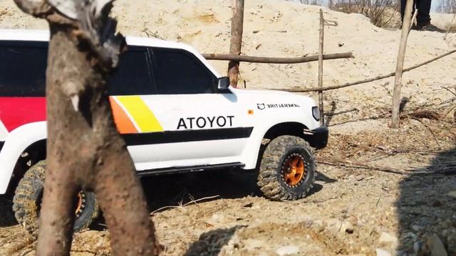 TRX4 Bronco RC car in Action