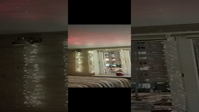 Звёзды и галактика на потолке