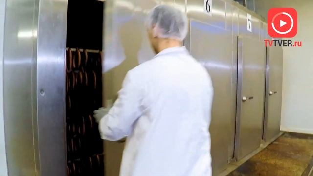 Балык, колбаса, карбонад, рёбрышки и другие деликатесы к новогоднему столу от «Заволжского»