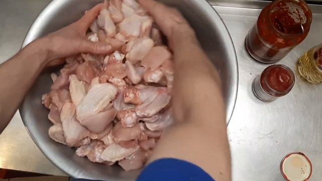 Уйланмаган даканг хуроз гуштидан шашлык.
