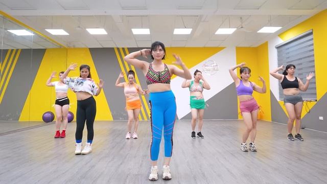 Eva Zumba 241118