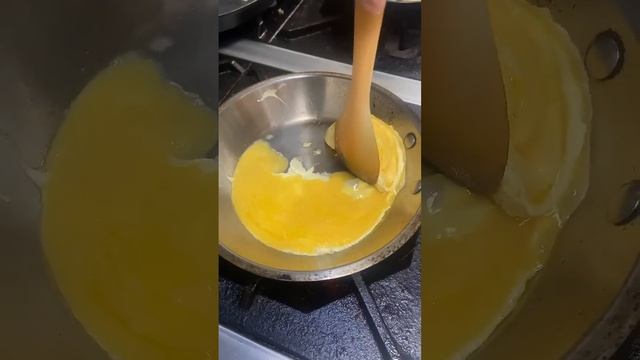 Crumble egg #shortvideo #shorts