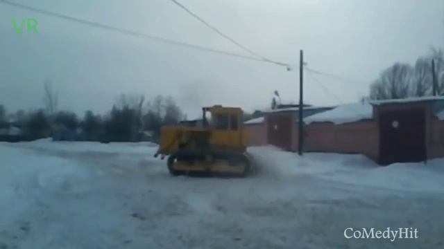 зажигательный клип про трактористов и техники