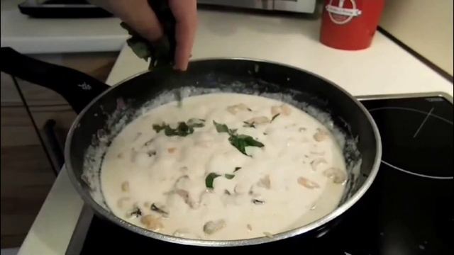 Сливочный соус с морепродуктами или обед у Нептуна..( Cremige Sauce mit Meeresfrüchten )
