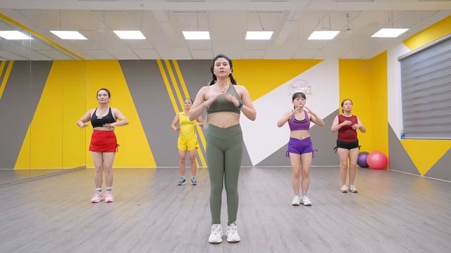 Eva Zumba 231023