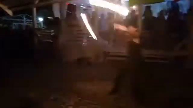Файер шоу, пляж Лазаревское, круто)