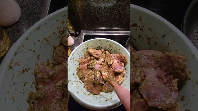 будет вкусное мясо в духовке)))