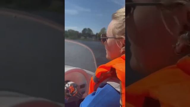 Путешествие по Москве реке на лодке