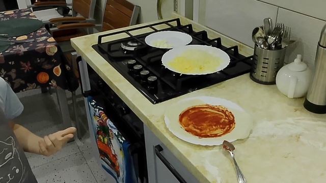 Готовлю пиццу «Четыре сыра»
