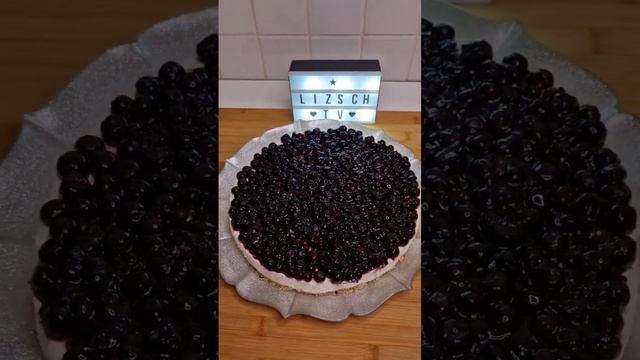 Yummy Blueberry Cheesecake 😍 #shorts #foodie #dessert #cake #cheesecake #blueberry #trending  #yumm