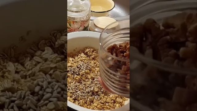 Мюсли на завтрак #shorts #мюсли #вкусно #полезно