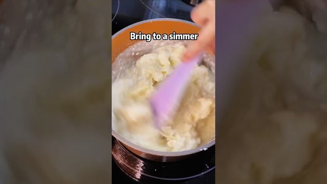 The longest mashed potatoes 🥔 👉〰️〰️〰️〰️〰️〰️〰️👈