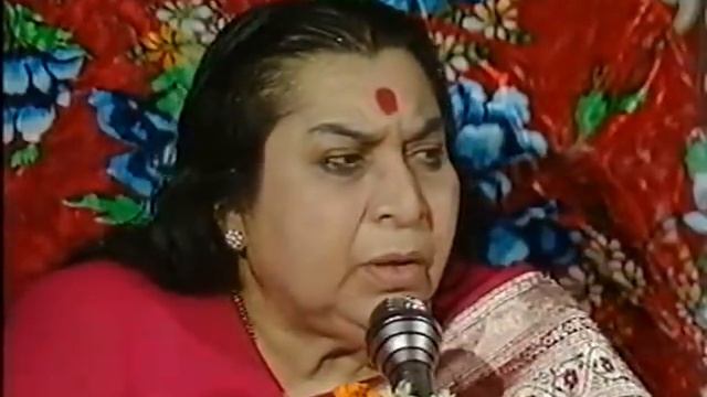 1989.12.30 Devi Puja  in Brahmapuri (India) "За 10 лет мы можем изменить мир"