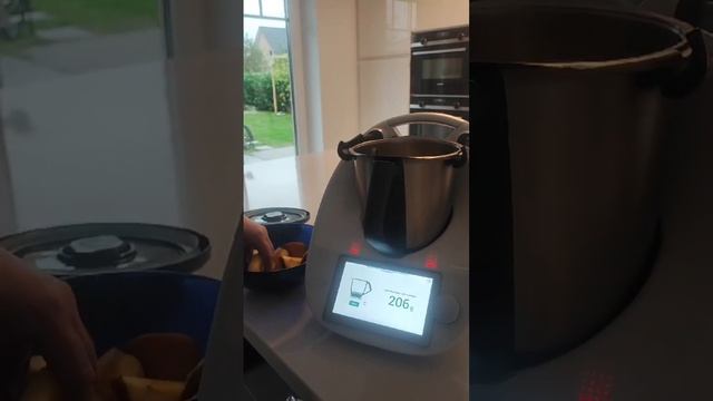 Как приготовить натуральный яблочный сок в Thermomix Термомиксе
