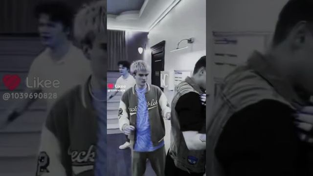 Like_7453938807362801638.mp4