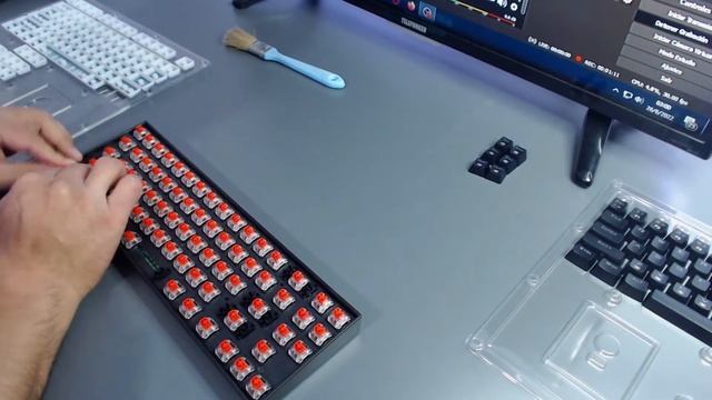 Dale vida a tu teclado mecánico - Redragon Scarab A130 pudding keycaps