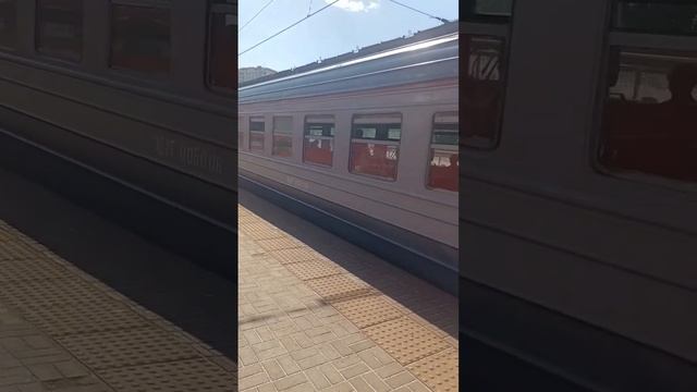 Сборная солянка из ЭД4М и ЭД2Т на Павелецком направлении #поезд #электричка