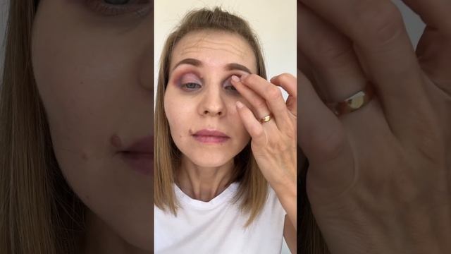 Летняя новинка! Палетка теней для век OnColour. Яркие и летние цвета для твоих смелых образов.