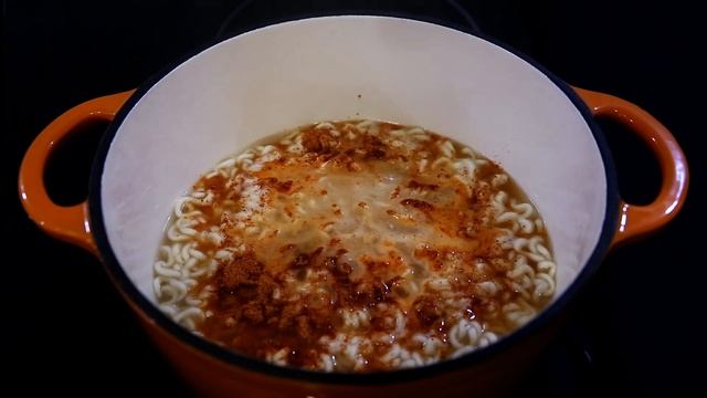 Nongshim Neoguri Ramen - Spicy Seafood Noodle Soup