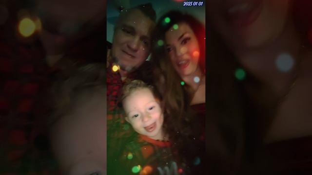 2025 01 01 С НОВЫМ ГОДОМ 4К.mp4