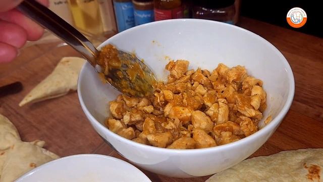 10 Dakikada Lezzetli Tavuklu Tortilla Böreği nasıl yapılır!