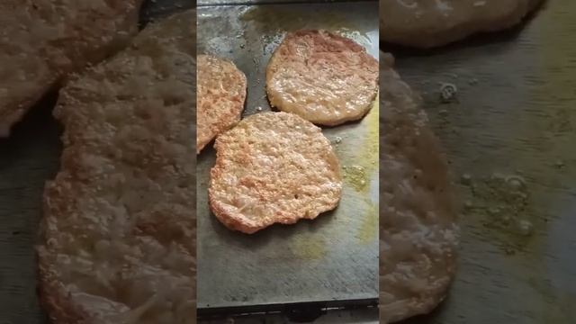 PERFECT FRIED BURGER PATTY😋 for snacks #shorts