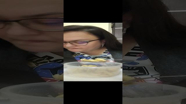 На обед макароны с тушенкой