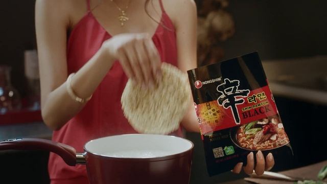 Nongshim Shin Ramyun Black Commercial (Cantonese)