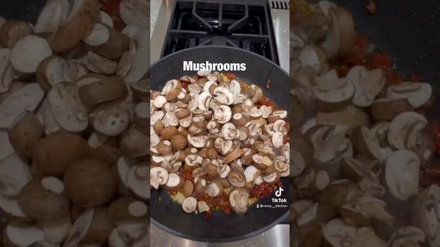 Creamy Chicken and Mushroom with Garlic Cream Sauce! See details for recipe! #shorts #keto