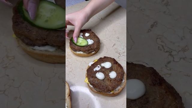 Это самый вкусный бургер в моей жизни!😍 #shorts #рецепты #бургеры