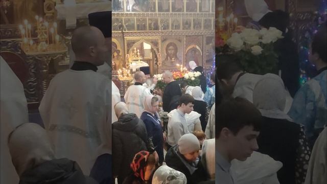 1000145558.mp4 Христос Рождается..