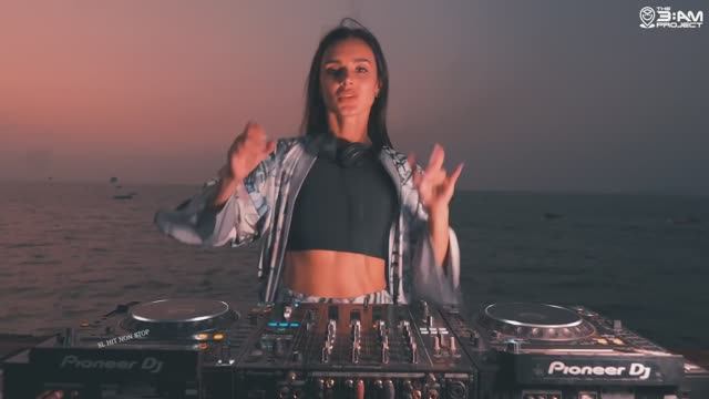 Руки Вверх - Не бойся, я с тобой Remix