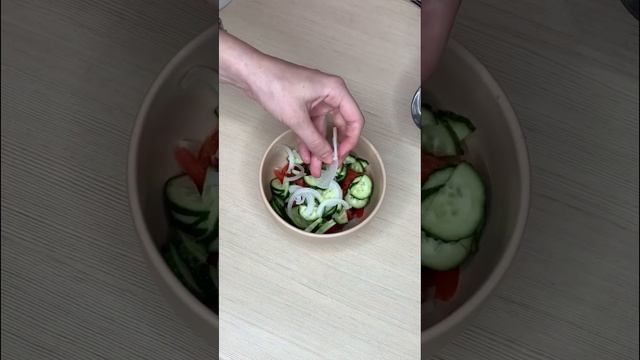 С какой заправкой Вы любите этот салат?