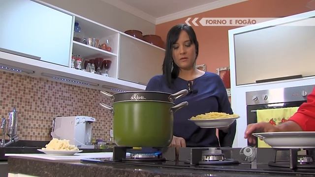 PENNE COM ESPINAFRE