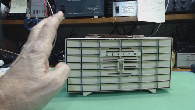 TRRS #1609 - OMG - Zenith AM Table Radio From Jeff