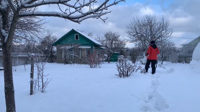 Пришли зимой на дачу, настоящее Простоквашино )