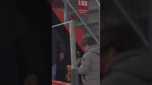Футбольчик мальчики походят на...
