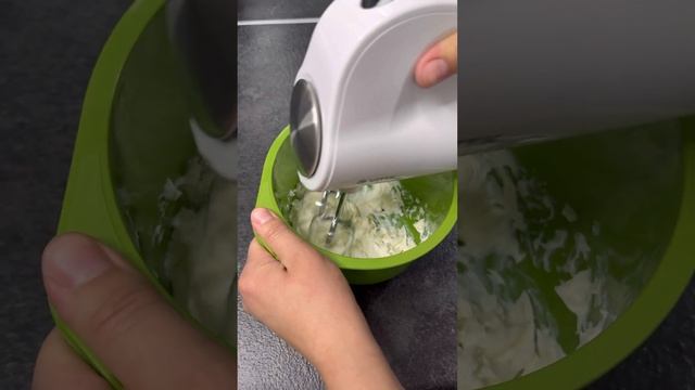 Меренговый рулет🫔🫔🫔Очень вкусны ДЕСЕРТ 😊 #непересуши😅