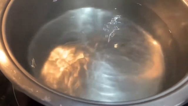 POACHED EGGS | how to poach an egg (perfectly) #speedychefusa