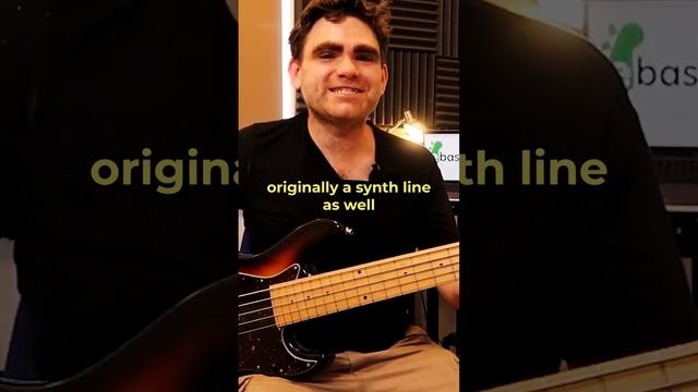 see how your favorite bassline sounds like with the low B string on the 5-string bass 👍🎸 #bassguita