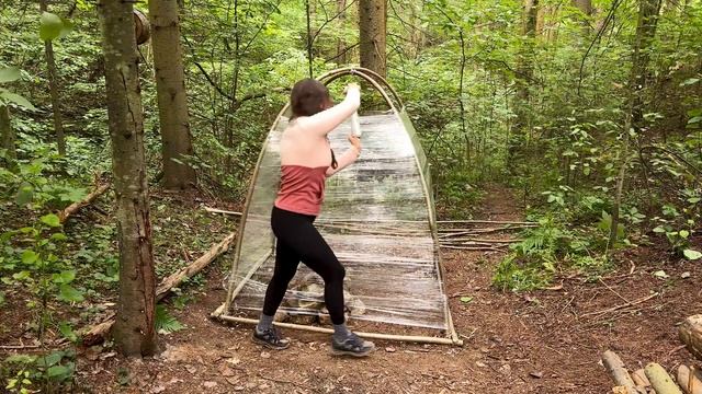 Кустарный сурвайвал SOLO GIRL в землянке, сауна CAMP и рыбалка ASMR