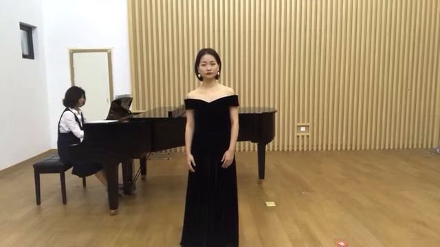 Piangero la sorte mia from “Giulio Cesare”by G.F.Handel   Zengli from Zhejiang Conservatory of Musi