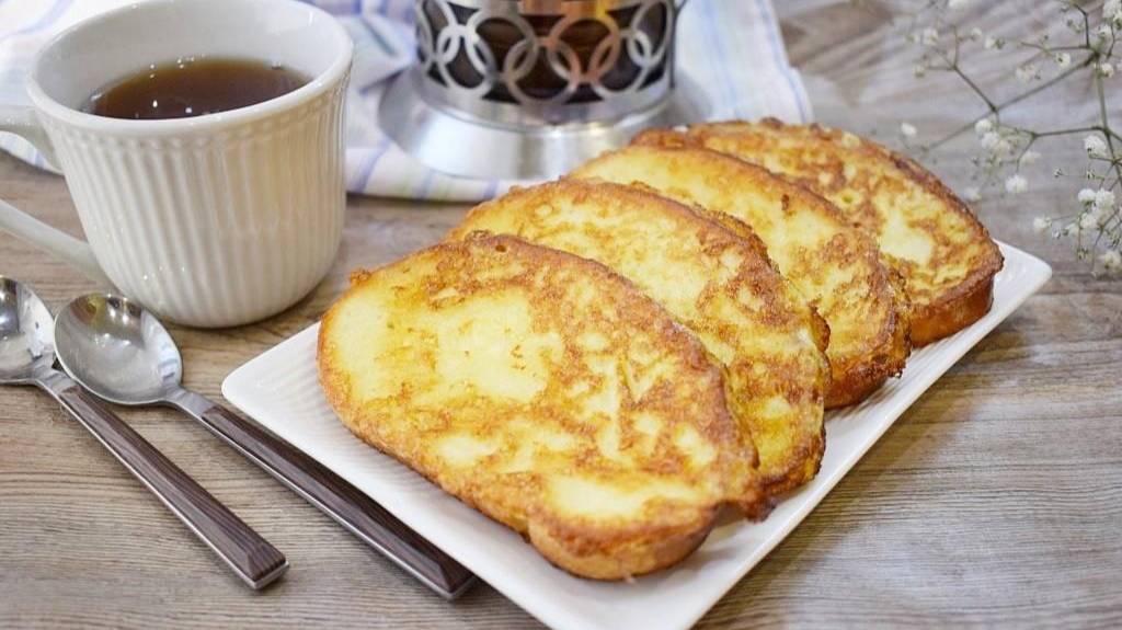 Гренки с яйцом
