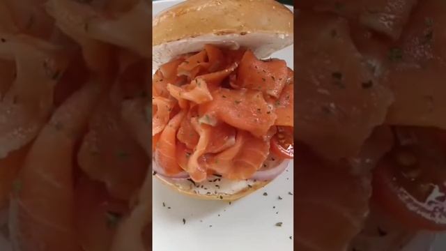 Gravlax salmon cream cheese bagel #shorts #food #trending